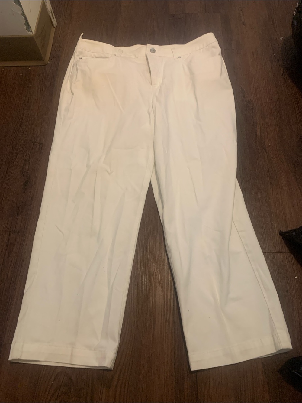 Jones New York White Straight Leg Women’s Jeans